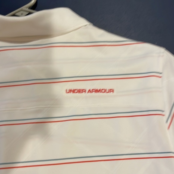 Under Armour Polo size small - Picture 4 of 4